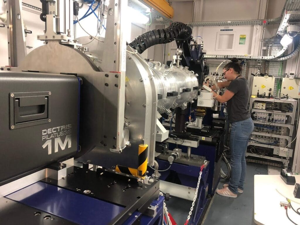 The team at the experimental hutch at NCD-SWEET, ALBA